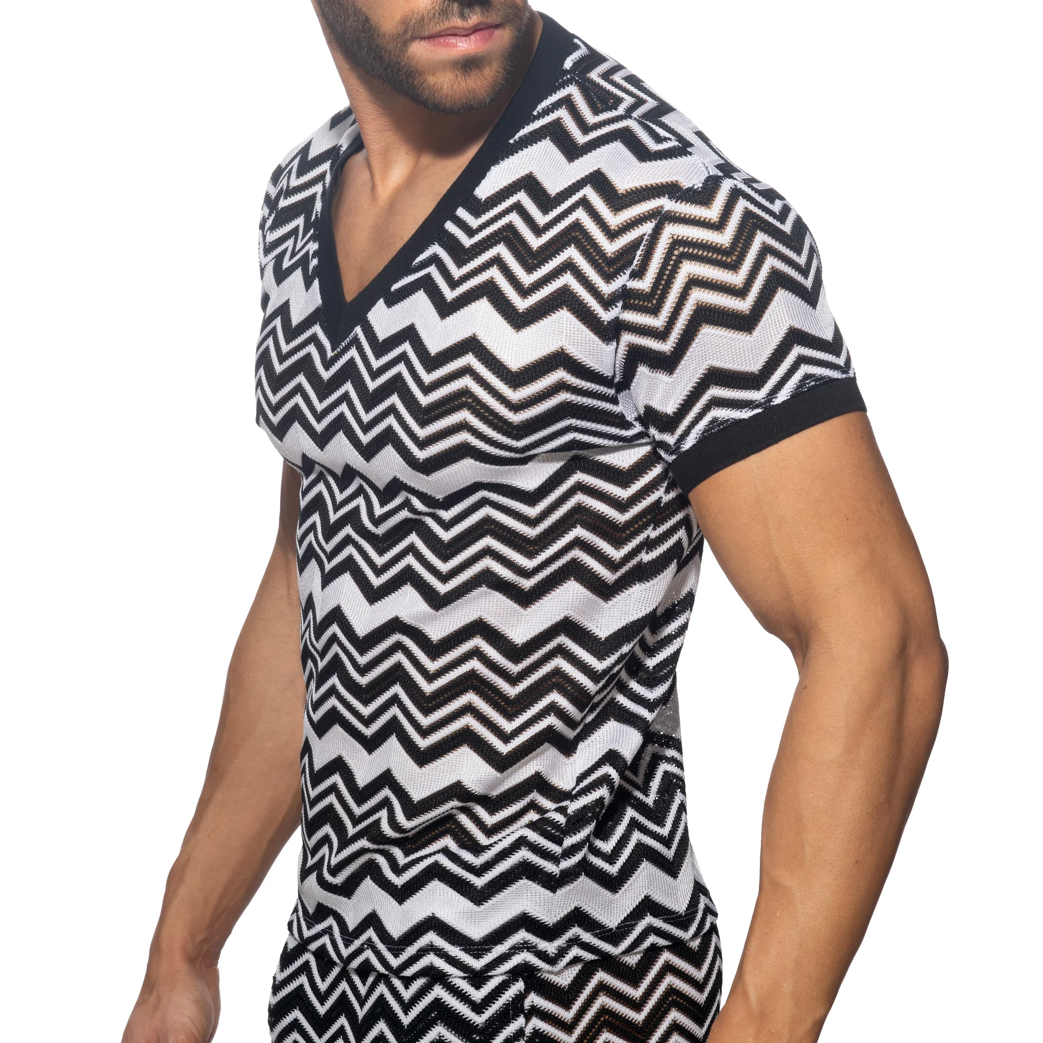 Addicted Isparta V-Neck T-Shirt Black AD1368